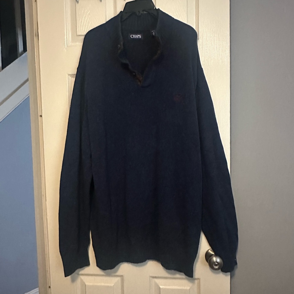 Chaps Men's Deep Blue V-Neck Sweater